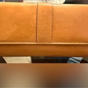 COACH TRI FOLD LEATHER WALLET